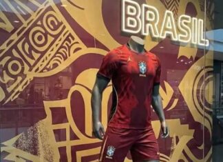 Atenção Torcedor E Colecionador! Nike Avalia Vender Uniforme Vermelho Atenção Torcedor E Colecionador! Nike Avalia Vender Uniforme Vermelho