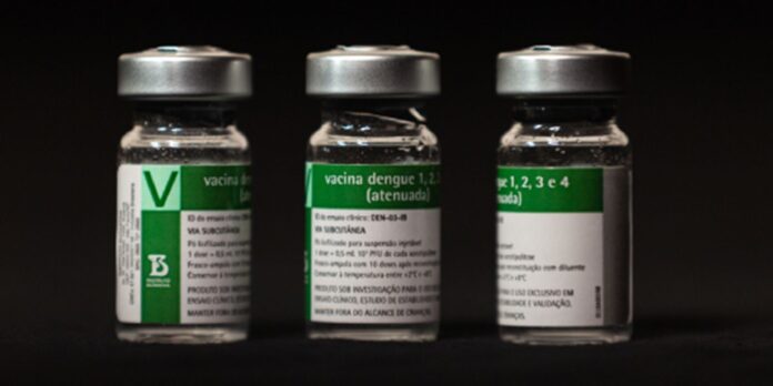 Butantan inicia vacinação contra dengue em três municípios Butantan inicia vacinação contra dengue em três municípios