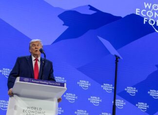 Em Davos, Trump diz que quer comprar Groelândia sem uso da força Em Davos, Trump diz que quer comprar Groelândia sem uso da força