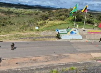 Fronteira do Brasil com Venezuela está aberta, mas segue monitorada Fronteira do Brasil com Venezuela está aberta, mas segue monitorada