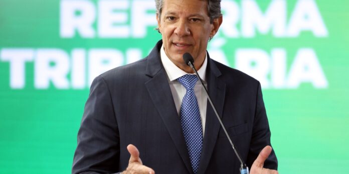 Haddad defende que fiscalização de fundos de investimentos seja do Haddad defende que fiscalização de fundos de investimentos seja do BC