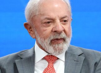 Lula discursa na abertura do Fórum Econômico da AL e Caribe, no Panamá Lula discursa na abertura do Fórum Econômico da AL e Caribe, no Panamá