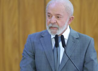 Lula é convidado para Fórum Econômico Internacional da AL e Caribe Lula é convidado para Fórum Econômico Internacional da AL e Caribe