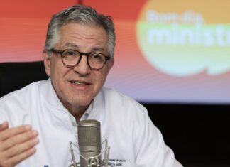 Nada justifica conflitos acabarem em bombardeio, diz ministro da Saúde Nada justifica conflitos acabarem em bombardeio, diz ministro da Saúde