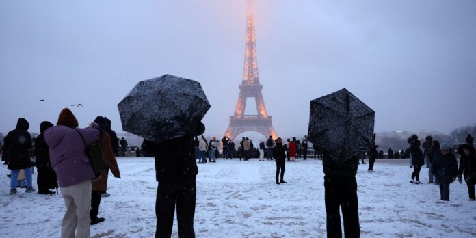 Onda de frio na Europa: na França, forte nevasca cobre Onda de frio na Europa: na França, forte nevasca cobre Paris de branco