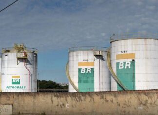 Petrobras Confirma Vazamento Em Poço De Perfuração Na Foz Do Amazonas Petrobras Confirma Vazamento Em Poço De Perfuração Na Foz Do Amazonas