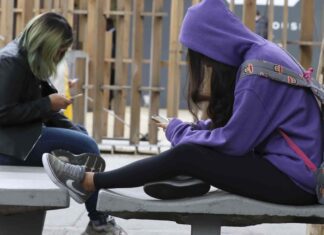 Reino Unido estuda proibição de redes sociais para crianças Reino Unido estuda proibição de redes sociais para crianças