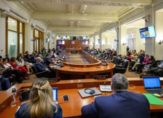 Reunião da OEA sobre Venezuela expõe divisão política no continente Reunião da OEA sobre Venezuela expõe divisão política no continente