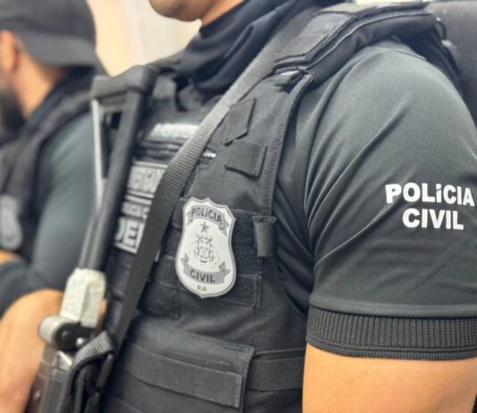 Mulher é Morta A Tiros Dentro De Casa Em Salvador