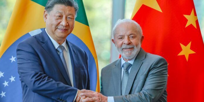 Xi Jinping garante a Lula apoio da China em tempos Xi Jinping garante a Lula apoio da China em tempos "turbulentos"
