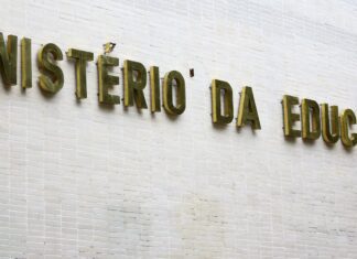 Governo recompõe orçamento para educação e ciência