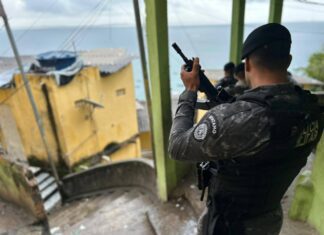 Operação Lafayete: Homem Com Tornozeleira Eletrônica é Flagrado Com Drogas E Celulares Na Gamboa