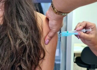 SMS Reforça Vacinação Itinerante Em Salvador Antes Do Carnaval