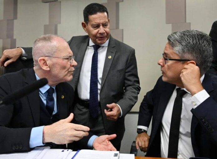 CPI Aprova Convites Para Ouvir Moraes E Toffoli Sobre Caso Banco Master