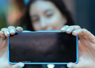 Espanha vai proibir acesso às redes sociais para menores de 16 anos Espanha vai proibir acesso às redes sociais para menores de 16 anos