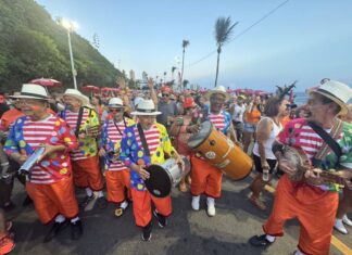 Fuzuê Colore O Circuito Orlando Tapajós E Reúne Famílias Em Clima De Carnaval Tradicional