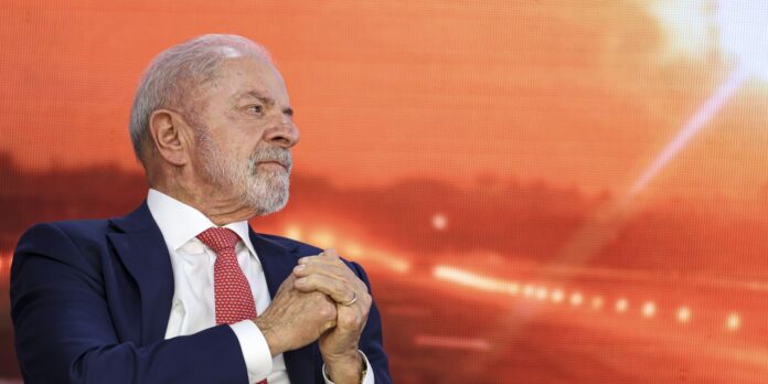 Lula participa de cúpula sobre inteligência artificial na Índia Lula participa de cúpula sobre inteligência artificial na Índia