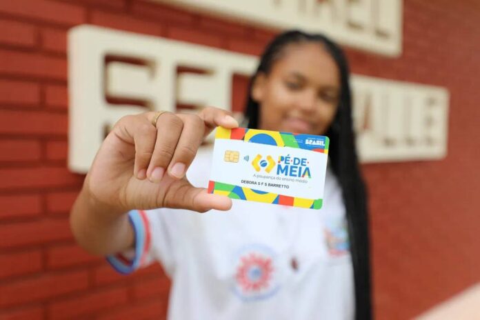 MEC Abre Inscrições Para Pé-de-Meia Licenciaturas 2026 Nesta Terça (17)
