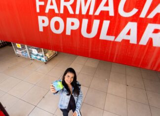 Receita e PF investigam desvio milionário no Farmácia Popular Receita e PF investigam desvio milionário no Farmácia Popular