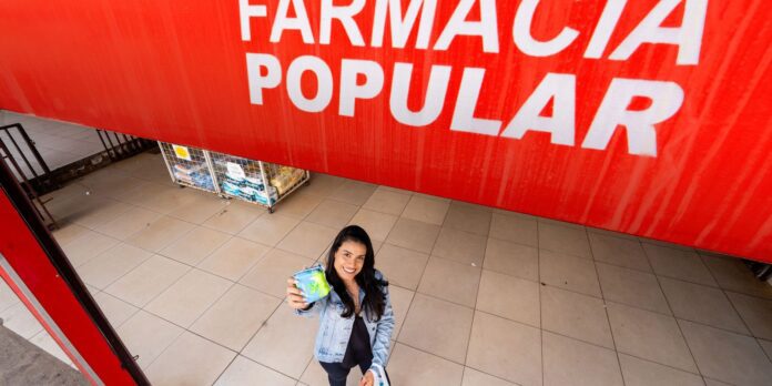 Receita e PF investigam desvio milionário no Farmácia Popular Receita e PF investigam desvio milionário no Farmácia Popular