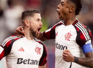 Vitória e Flamengo abrem a terceira rodada do Campeonato Brasileiro Vitória e Flamengo abrem a terceira rodada do Campeonato Brasileiro