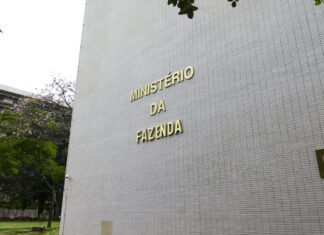 Brasil capta US$ 4,5 bilhões em títulos no mercado internacional