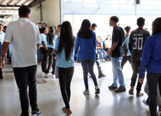 Pé-de-Meia: MEC paga incentivo para nascidos em novembro e dezembro