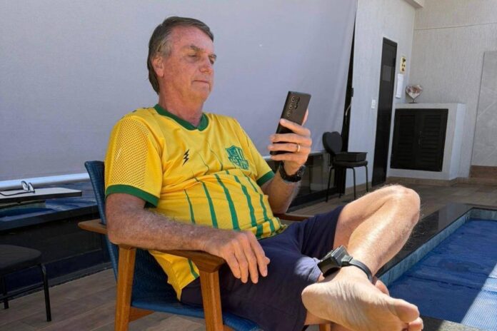 Bolsonaro Recebe Alta E Passa A Cumprir Prisão Domiciliar Em Bolsonaro Recebe Alta E Passa A Cumprir Prisão Domiciliar Em Brasília