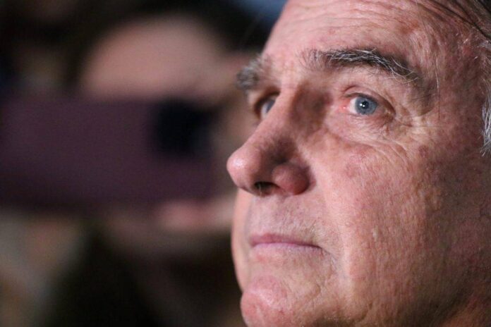 Bolsonaro é Internado Na UTI Após Novo Diagnóstico: Saiba O Que Aconteceu