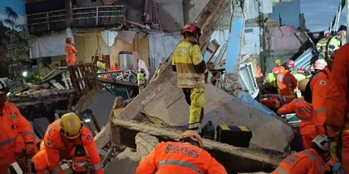 Bombeiros acham última vítima do desabamento de lar de idosos Bombeiros acham última vítima do desabamento de lar de idosos em BH
