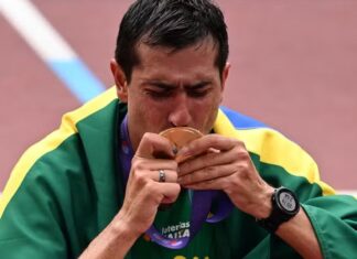 Caio Bonfim ganha prata em etapa mundial da marcha atlética na China Caio Bonfim ganha prata em etapa mundial da marcha atlética na China