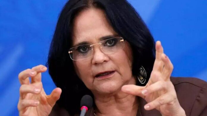 Damares Alerta Polícia Federal Sobre Festas De Vorcaro E Cita Damares Alerta Polícia Federal Sobre Festas De Vorcaro E Cita Suspeita De Tráfico De Pessoas