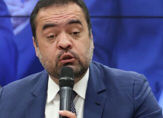 Inelegível até 2030: TSE, por 5 a 2, condena ex-governador do RJ Inelegível até 2030: TSE, por 5 a 2, condena ex-governador do RJ