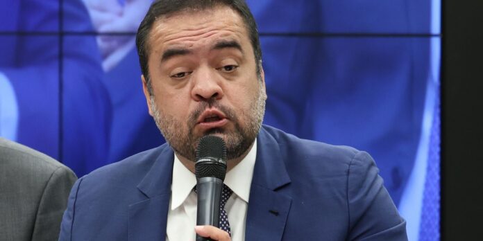 Inelegível até 2030: TSE, por 5 a 2, condena ex-governador Inelegível até 2030: TSE, por 5 a 2, condena ex-governador do RJ
