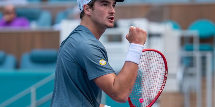 João Fonseca vence estreia em Miami e terá Alcaraz na João Fonseca vence estreia em Miami e terá Alcaraz na 2ª rodada