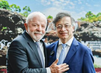 Lula e Petro defendem fortalecimento do multilateralismo regional Lula e Petro defendem fortalecimento do multilateralismo regional
