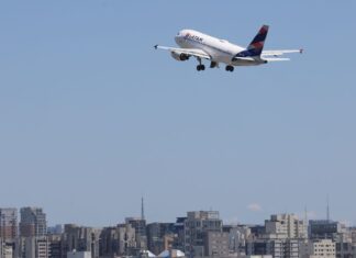 Mais de 4 mil brasileiros já conseguiram sair do Oriente Médio Mais de 4 mil brasileiros já conseguiram sair do Oriente Médio