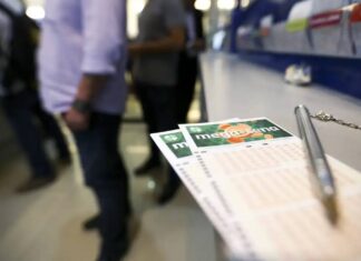 Mega-Sena Acumula E Prêmio Sobe Para R$ 17 Milhões Após Novo Sorteio Mega-Sena Acumula E Prêmio Sobe Para R$ 17 Milhões Após Novo Sorteio