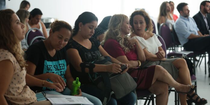 Mulheres que não desejam ter filhos ainda sofrem com o Mulheres que não desejam ter filhos ainda sofrem com o preconceito