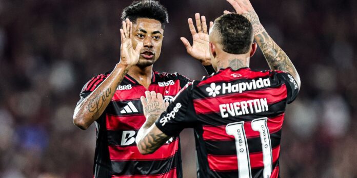 Rádio Nacional transmite nesta quarta jogo entre Flamengo e Cruzeiro Rádio Nacional transmite nesta quarta jogo entre Flamengo e Cruzeiro