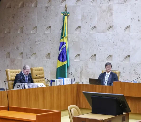 STF Retoma Julgamento Sobre Suspensão De Penduricalhos Acima Do Teto STF Retoma Julgamento Sobre Suspensão De Penduricalhos Acima Do Teto