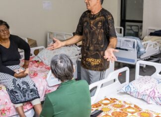 Setor de cuidados a idosos avança no Brasil Setor de cuidados a idosos avança no Brasil