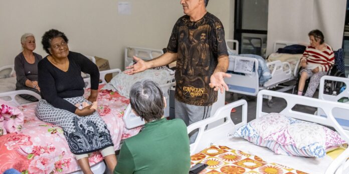 Setor de cuidados a idosos avança no Brasil Setor de cuidados a idosos avança no Brasil