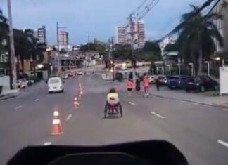 VÍDEO: Paratleta é Atropelada Durante Corrida Do Dia Da Mulher VÍDEO: Paratleta é Atropelada Durante Corrida Do Dia Da Mulher