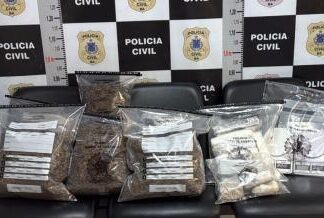 Homem é preso em flagrante com drogas e equipamentos eletrônicos em Feira de Santana | PCBA