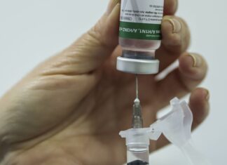 Vacinação contra a gripe começa no DF
