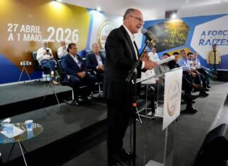 Alckmin Anuncia Linha De R$ 10 Bilhões Para Modernização De Máquinas Agrícolas Alckmin Anuncia Linha De R$ 10 Bilhões Para Modernização De Máquinas Agrícolas