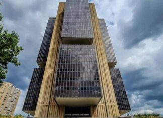 Banco Central Reduz Juros Para 14,5% E Mantém Cautela Diante De Cenário Externo Banco Central Reduz Juros Para 14,5% E Mantém Cautela Diante De Cenário Externo