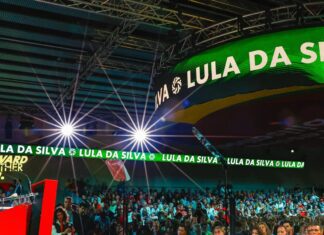 Lula fala para milhares na Espanha e pede coerência dos progressistas Lula fala para milhares na Espanha e pede coerência dos progressistas