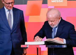 Na Alemanha, Lula defende parceria com Europa na descarbonização Na Alemanha, Lula defende parceria com Europa na descarbonização